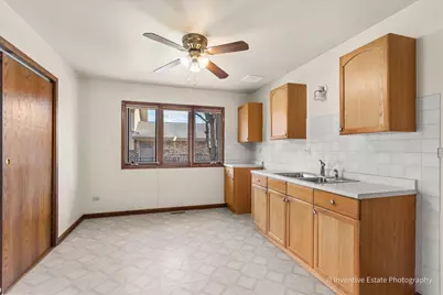 11008 84th Place, Willow Springs, IL 60480 - Photo 10