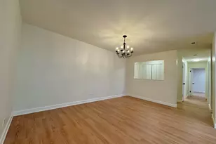 1525 Sander Ct, Wheeling, IL 60090 - Photo 6