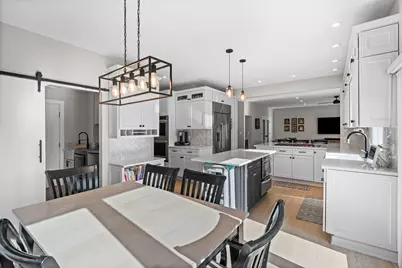 2005 N Woodland Lane, Arlington Heights, IL 60004 - Photo 10