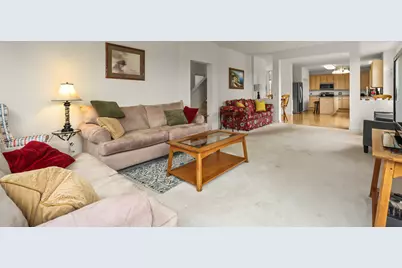 2311 Hazeltime Drive, Vernon Hills, IL 60061 - Photo 8