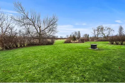 2311 Hazeltime Drive, Vernon Hills, IL 60061 - Photo 32