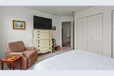 2311 Hazeltime Drive, Vernon Hills, IL 60061 - Photo 28