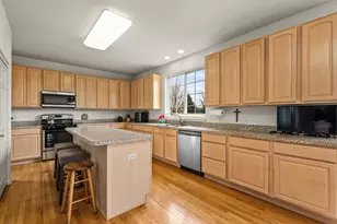 2311 Hazeltime Dr, Vernon Hills, IL 60061 - Photo 12