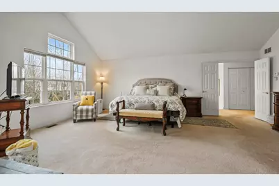 2311 Hazeltime Drive, Vernon Hills, IL 60061 - Photo 20