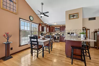 6843 Red Oak Lane, Garden Prairie, IL 61038 - Photo 24