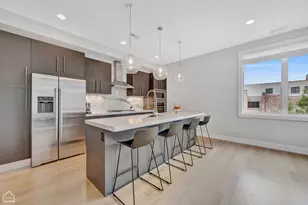 1312 W Madison St, Chicago, IL 60607 - Photo 6