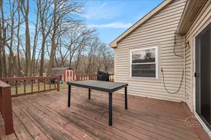 362 Chaparral Ct, Elgin, IL 60120 - Photo 14