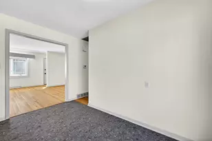 816 W College Ave, Normal, IL 61761 - Photo 10