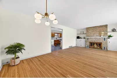 816 W College Avenue, Normal, IL 61761 - Photo 8