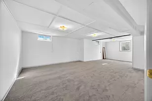 816 W College Ave, Normal, IL 61761 - Photo 30