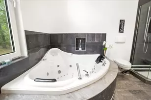 21846 N Hickory Hl Dr, Kildeer, IL 60047 - Photo 32