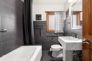 840 N Center St, Naperville, IL 60563 - Photo 10