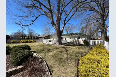 430 26th Avenue, East Moline, IL 61244 - Photo 8