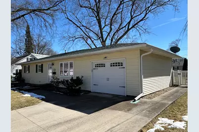 430 26th Avenue, East Moline, IL 61244 - Photo 4