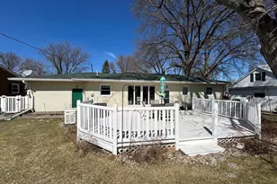 430 26th Ave, East Moline, IL 61244 - Photo 14