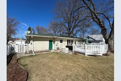 430 26th Avenue, East Moline, IL 61244 - Photo 6