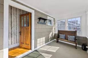 293 N Illinois St, Elmhurst, IL 60126 - Photo 2