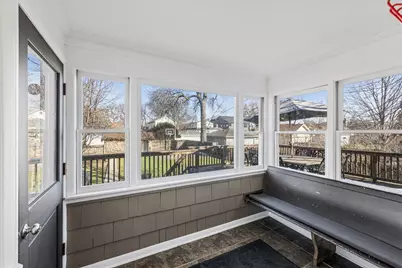 293 N Illinois Street, Elmhurst, IL 60126 - Photo 16