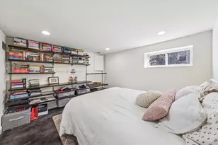 293 N Illinois St, Elmhurst, IL 60126 - Photo 10