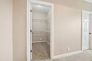 2235 Wickford Ln, Sycamore, IL 60178 - Photo 38