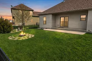 2235 Wickford Ln, Sycamore, IL 60178 - Photo 22