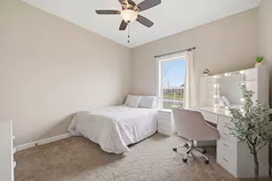 2235 Wickford Ln, Sycamore, IL 60178 - Photo 46