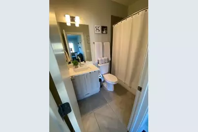 3548 N Racine Avenue #3, Chicago, IL 60657 - Photo 14