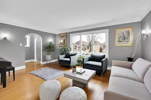 5537 W Melrose St, Chicago, IL 60641 - Photo 6