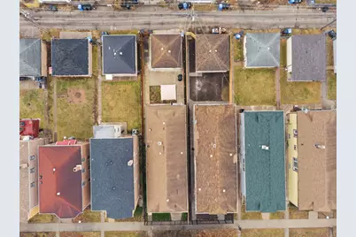 8418 S Essex Avenue, Chicago, IL 60617 - Photo 46