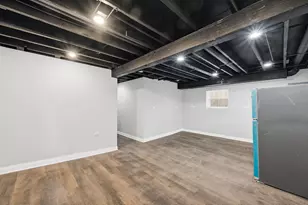 8418 S Essex Ave, Chicago, IL 60617 - Photo 28