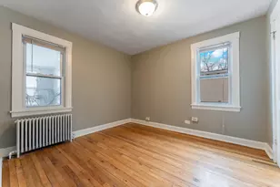 3908 W Montrose Ave, Chicago, IL 60618 - Photo 6