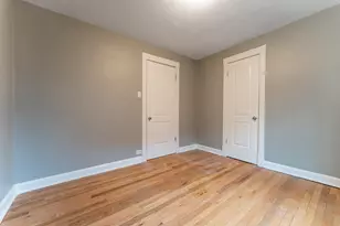 3908 W Montrose Ave, Chicago, IL 60618 - Photo 10