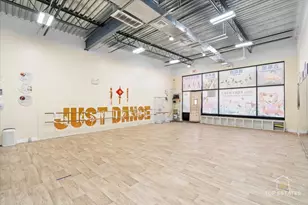 1557 W 33rd St, Chicago, IL 60608 - Photo 6