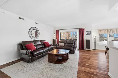 [Address not provided], Elk Grove Village, IL 60007 - Photo 6