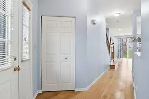 359 Glen Leven Ct, Schaumburg, IL 60194 - Photo 10