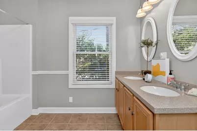 210 Woodward Avenue, Geneva, IL 60134 - Photo 10