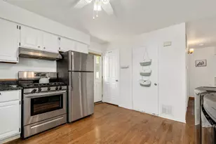 875 S York St, Elmhurst, IL 60126 - Photo 12