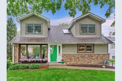 875 S York Street, Elmhurst, IL 60126 - Photo 1