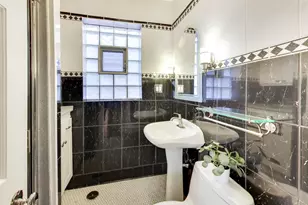 944 N Ridgeland Ave, Oak Park, IL 60302 - Photo 16