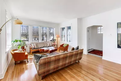 944 N Ridgeland Avenue, Oak Park, IL 60302 - Photo 4