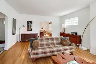 944 N Ridgeland Ave, Oak Park, IL 60302 - Photo 6