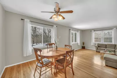 1129 N Cumberland Circle, McHenry, IL 60050 - Photo 8