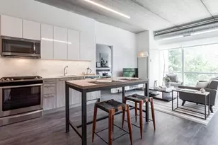 1590 Elmwood Ave, Evanston, IL 60201 - Photo 2