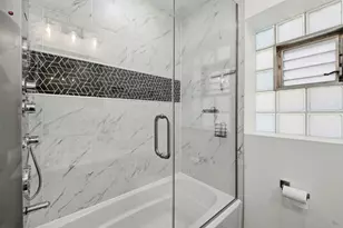 5021 W Berenice Ave, Chicago, IL 60641 - Photo 18