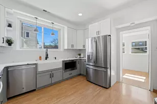 5021 W Berenice Ave, Chicago, IL 60641 - Photo 8