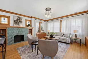 5021 W Berenice Ave, Chicago, IL 60641 - Photo 4