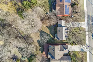 856 Bemis Rd, Glen Ellyn, IL 60137 - Photo 8