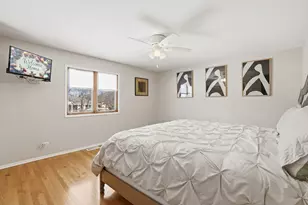 5905 Superior St, Berkeley, IL 60163 - Photo 10