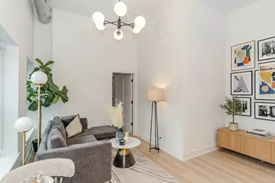 2256 N Sawyer Avenue #2, Chicago, IL 60647 - Photo 2