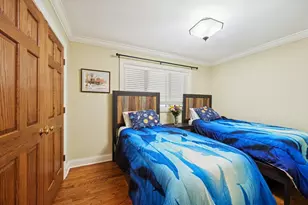 6530 N Oliphant Ave, Chicago, IL 60631 - Photo 10